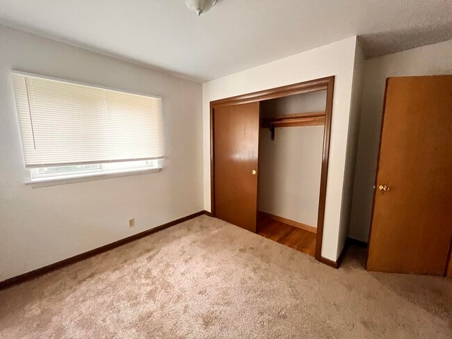 Building Photo - 3465 S 83rd St