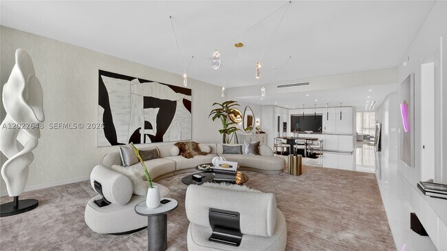 Building Photo - 300 Biscayne Blvd