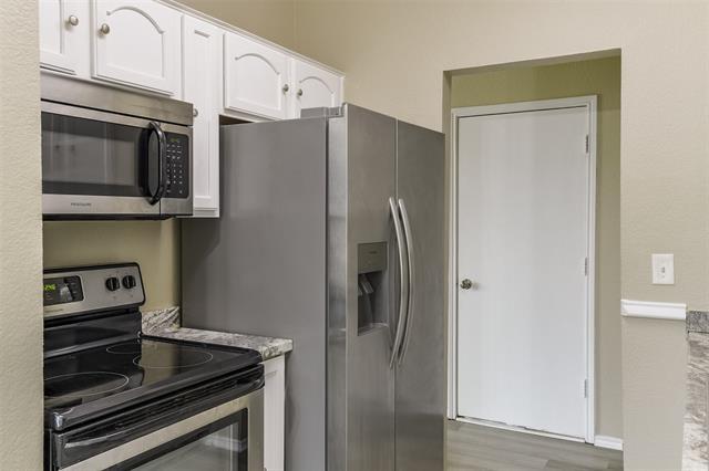 Building Photo - 1117 McKavett Dr