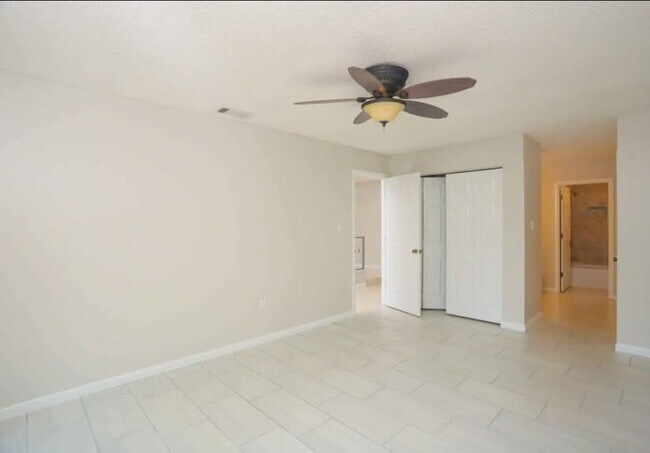 Building Photo - 5319 Myrtle Wood