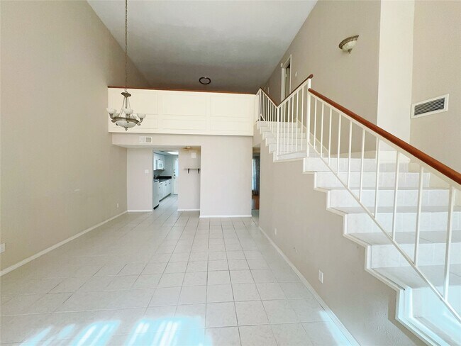 Building Photo - 12633 Memorial Dr