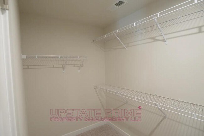 Building Photo - 312 Fairfield St