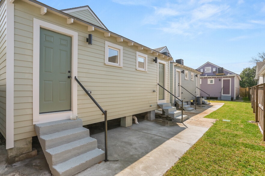 Building Photo - 8701 Green St