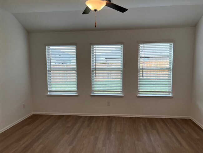 Building Photo - 3711 McCrary Falls Wy