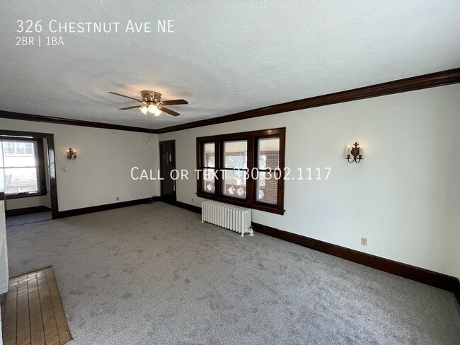 Building Photo - Two bedroom one bathroom second level apar...