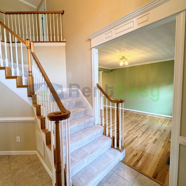 Building Photo - 1325 Meggett Dr