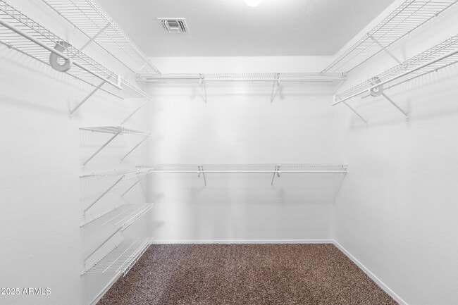 Building Photo - 2416 S 90th Glen