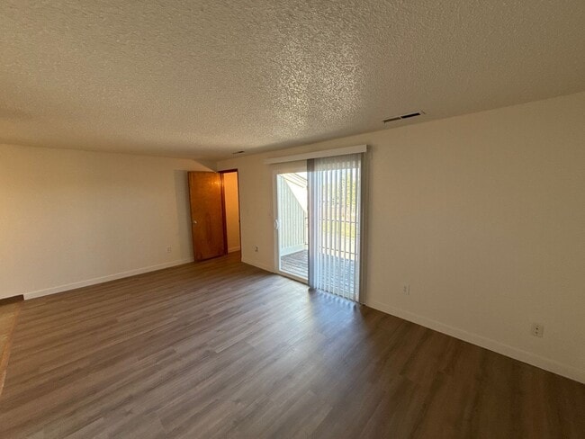 Building Photo - 650 Taybin Rd NW