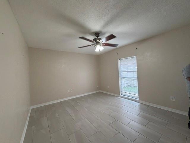 Building Photo - 1752 Newport Pl