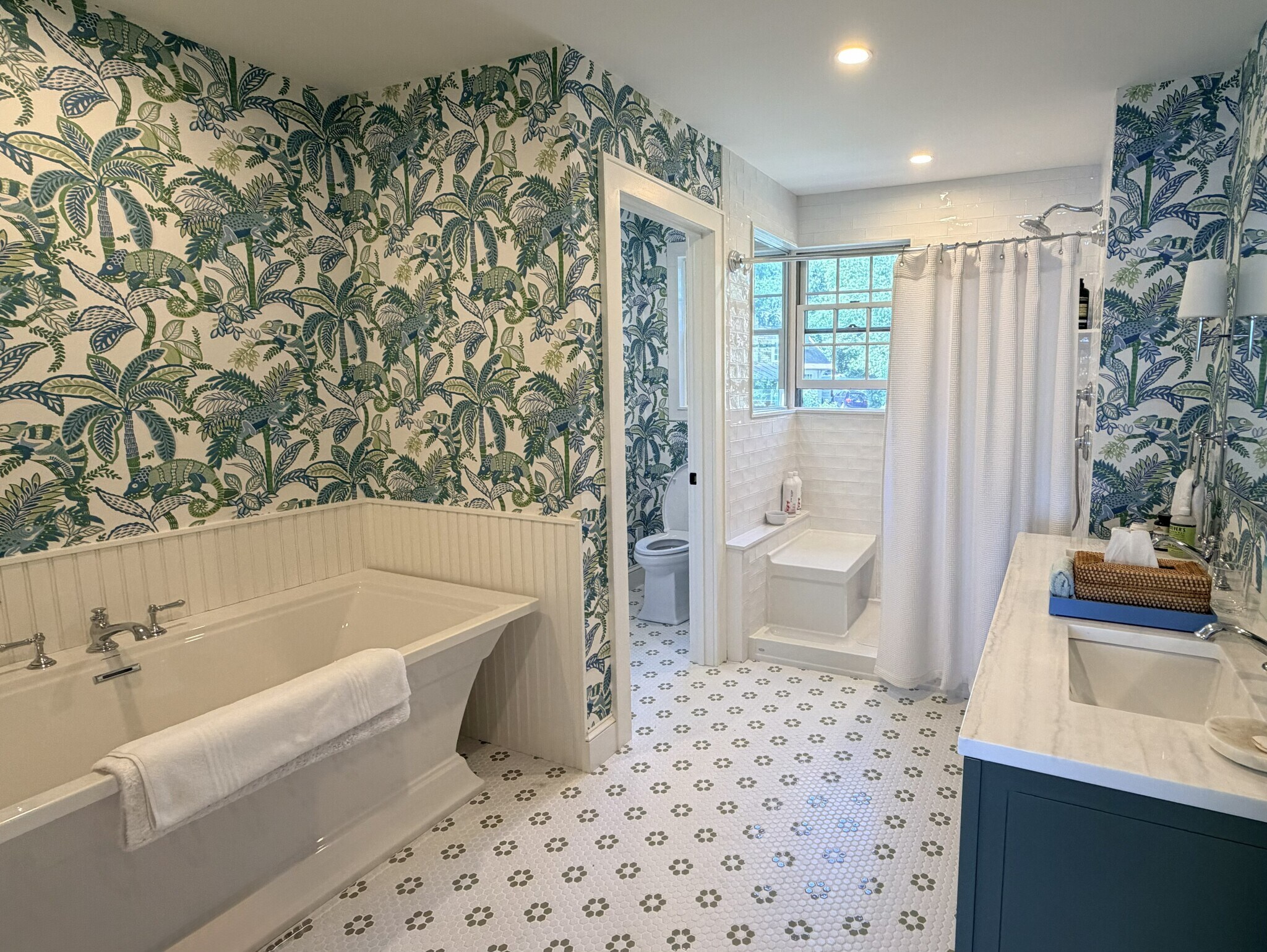 Master Bath - 2nd Flr - 106 Beach Hill Rd