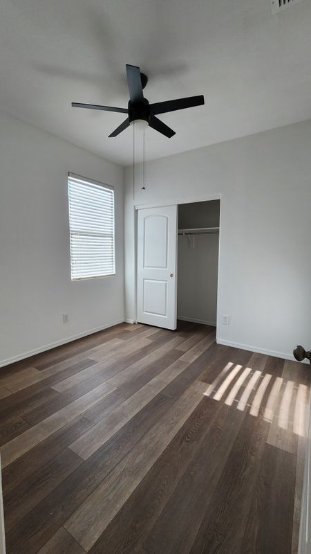Building Photo - 41932 W Manderas Ln