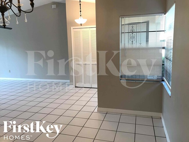 Building Photo - 1771 Gatewood Dr