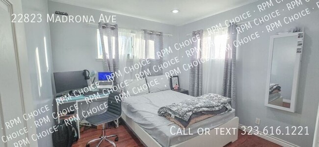 Building Photo - 22823 Madrona Ave