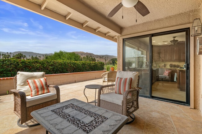 Building Photo - 99 Conejo Cir