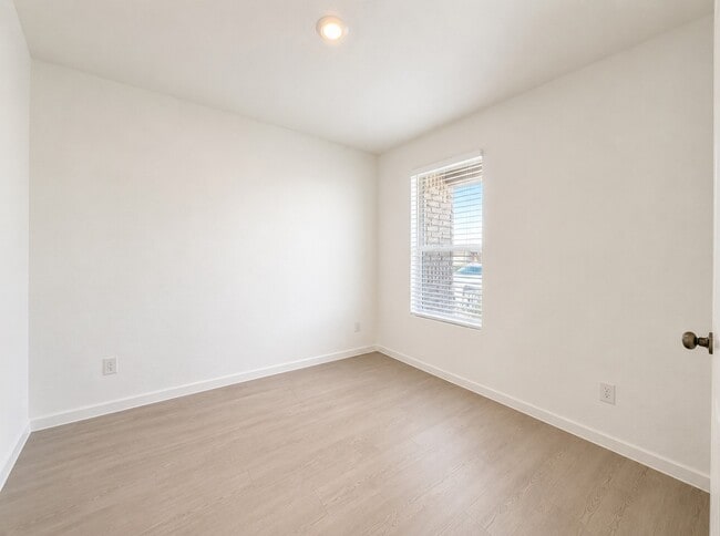 Building Photo - 3132 Wild Dunes Dr