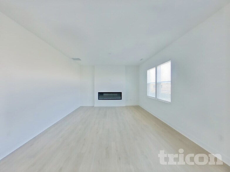 Building Photo - 11908 Moorfield Ln