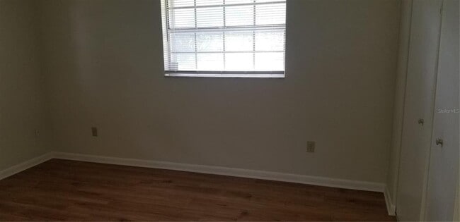 Building Photo - 414 N Fowler Dr