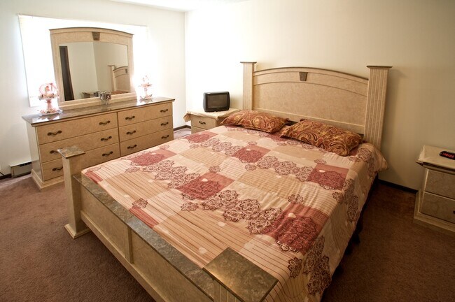 Bedroom - Olive Terrace Apartments