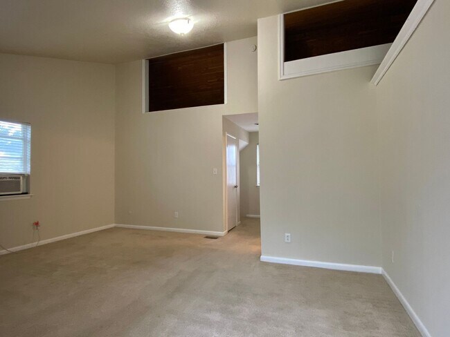 Building Photo - SHADOWLAWN HEIGHTS