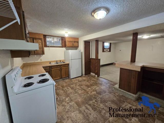 Building Photo - 2 bedroom in Billings MT 59102