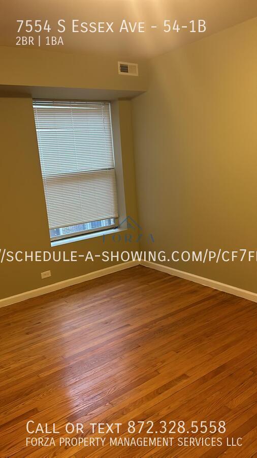 Building Photo - 7554 S Essex Ave