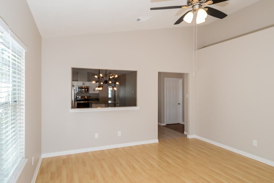Building Photo - 21319 Sweet Grass Ln