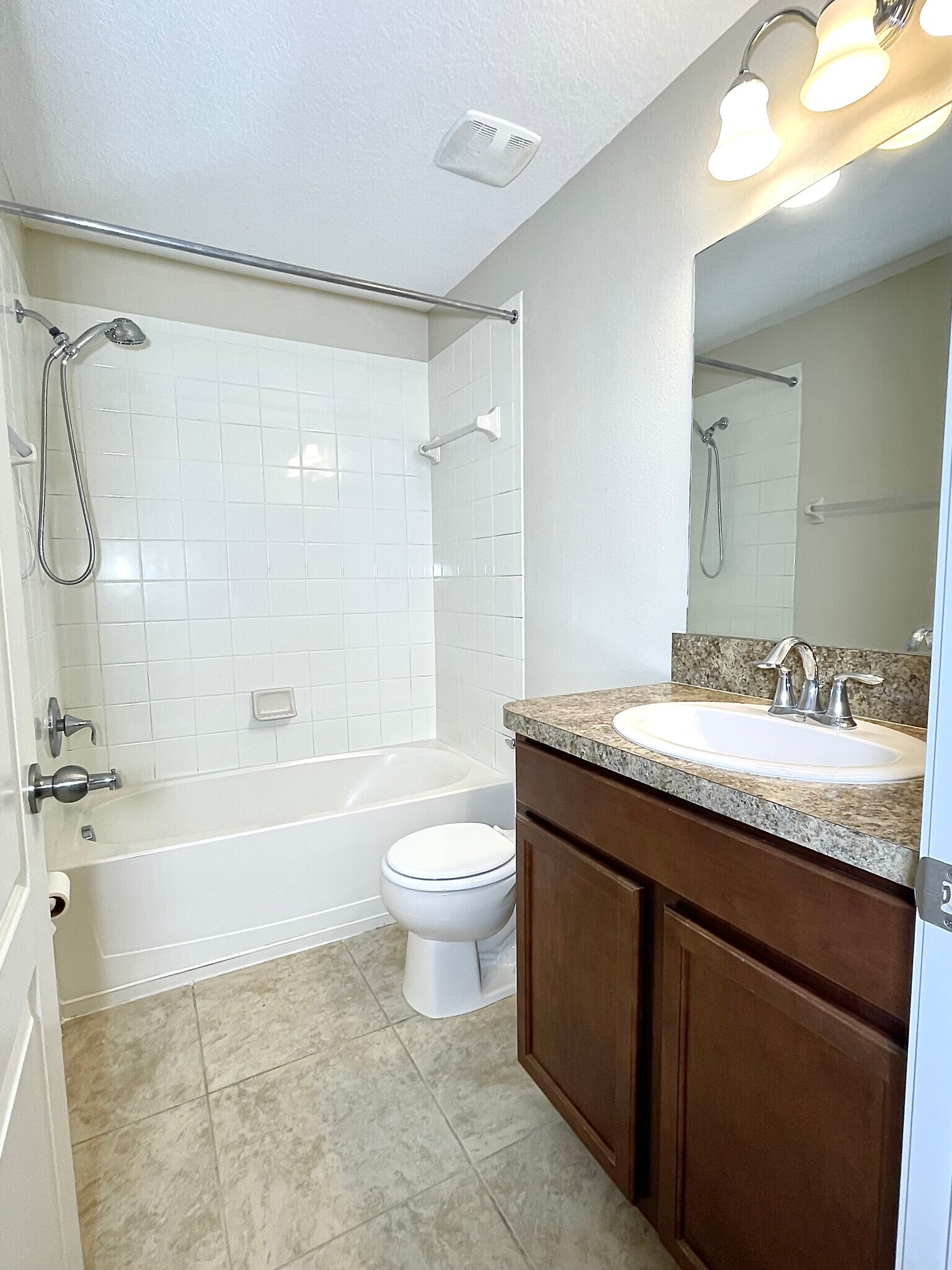 Building Photo - 4167 Shade Tree Ln