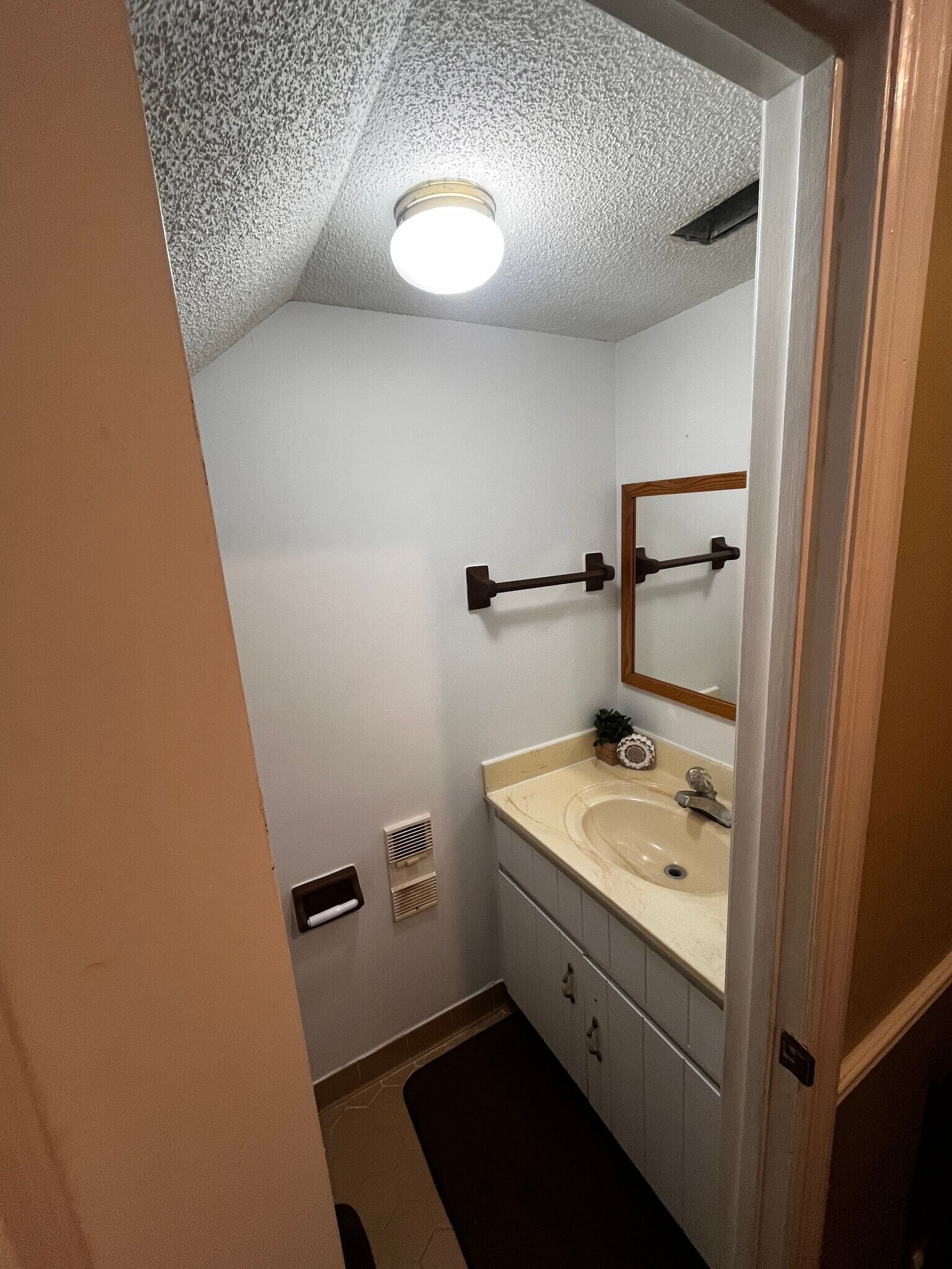 Building Photo - 3003 Creek View Ct