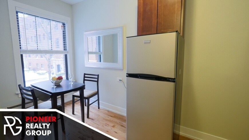 Building Photo - 2909 N Mildred Ave