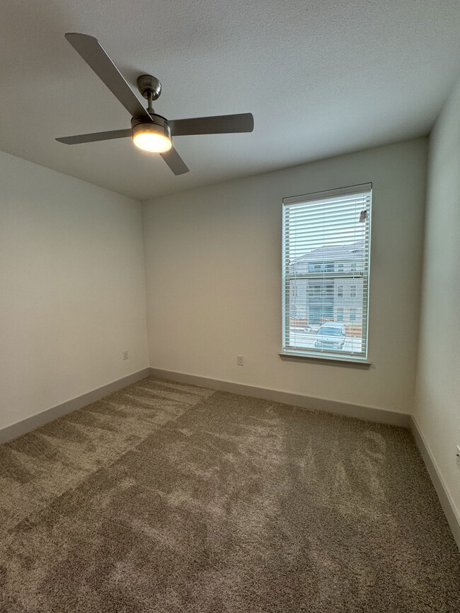 Building Photo - 5432 Huffines Blvd