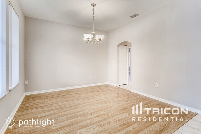 Building Photo - 10314 Fenceline Rd