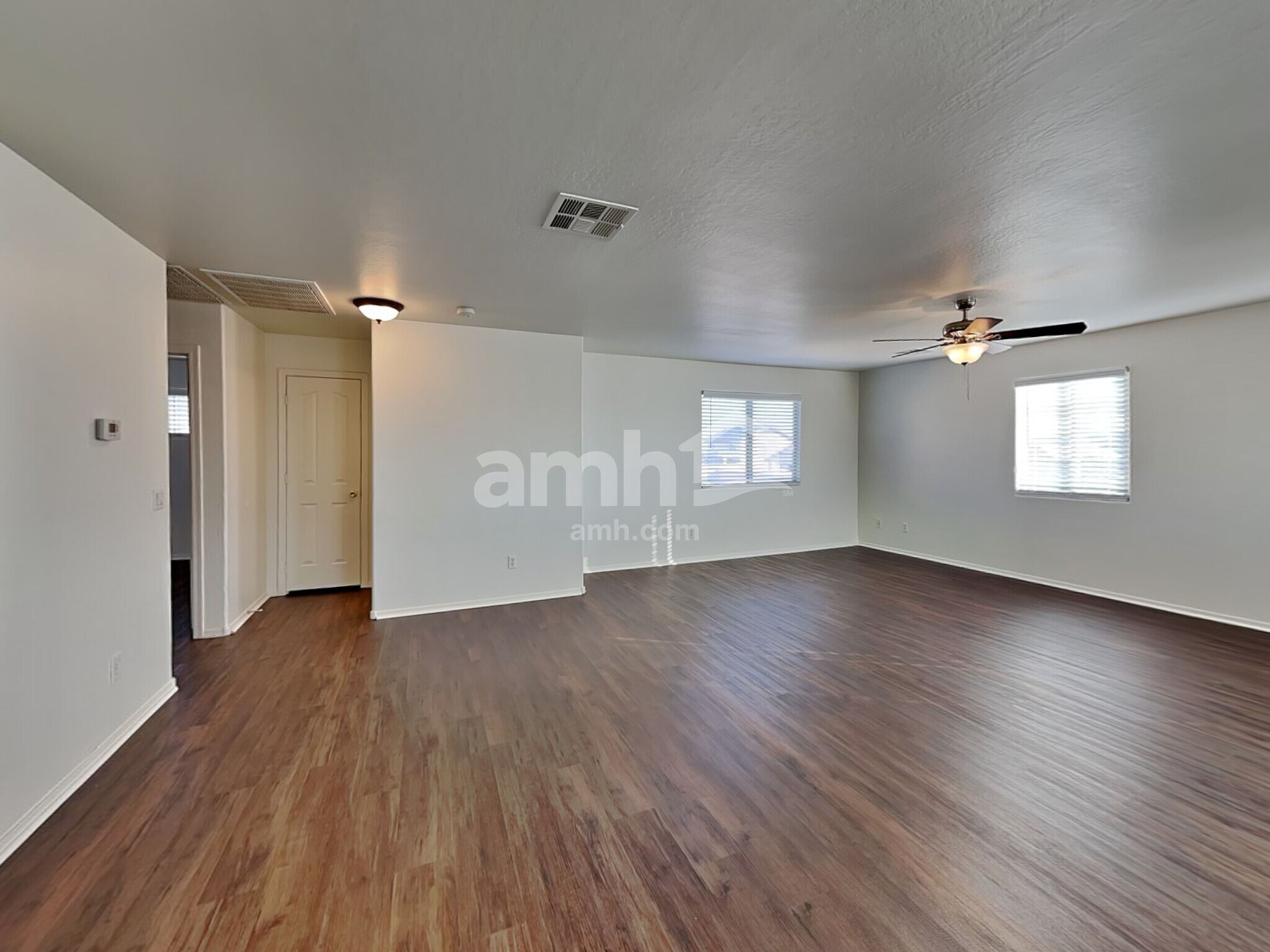 Building Photo - 21967 W Sonora St