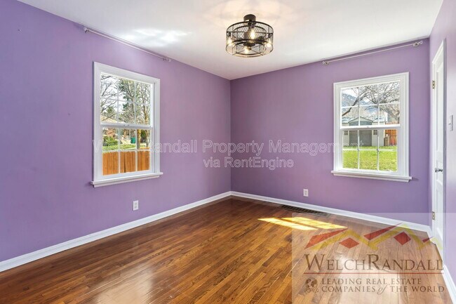 Building Photo - 2904 Van Buren Ave