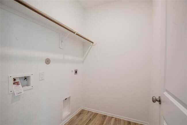 Building Photo - 22065 Juniper Crossing Dr