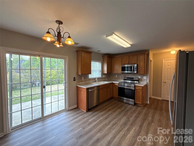 Building Photo - 9407 Pepperidge Ave NW