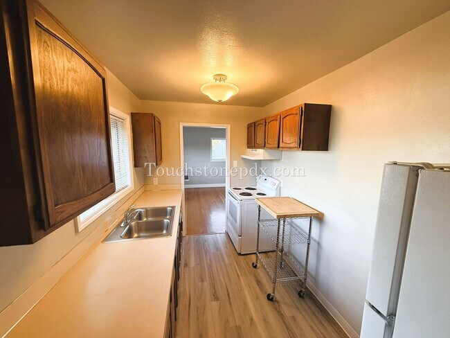 Building Photo - 18101 SE Arista Dr