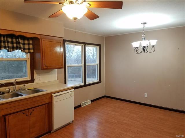 Building Photo - 727 Dale Ln