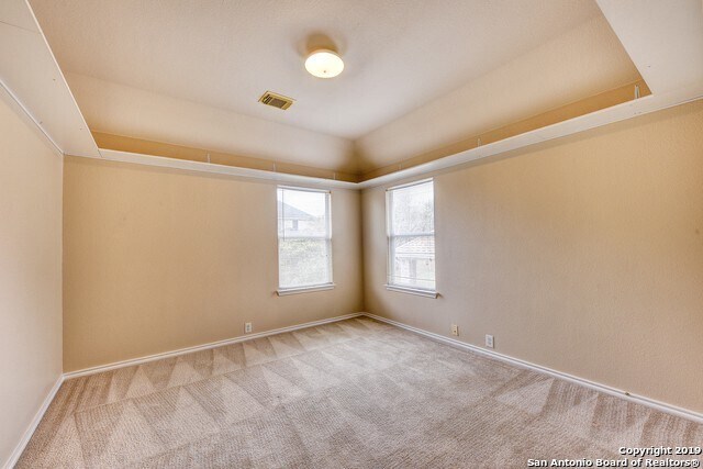 Building Photo - 5 Bedroom/3 Bath Village at Encino Park Su...