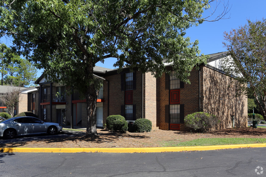 Primary Photo - The Benton Apartment Homes