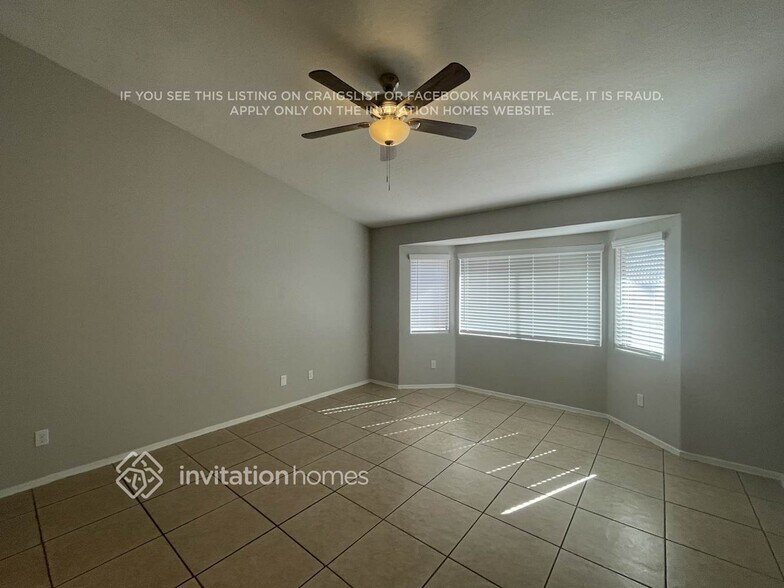 Building Photo - 10763 W Rio Vista Ln