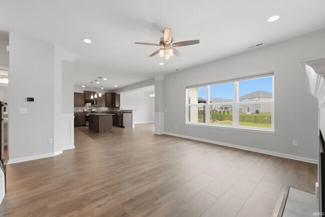 Building Photo - 12502 Speranza Dr