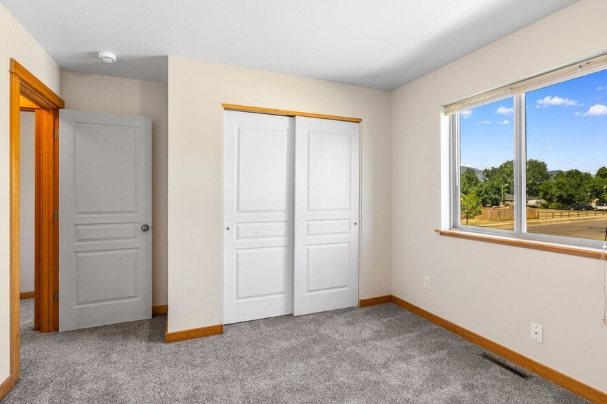 Building Photo - 4006 Broadwater Ct