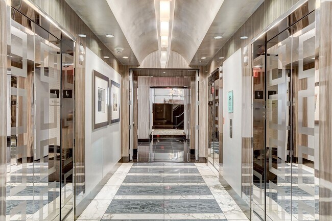 Building Photo - Sky Las Vegas 3705-City/Mtn views from this Stunning 2Bd/2Ba Residence