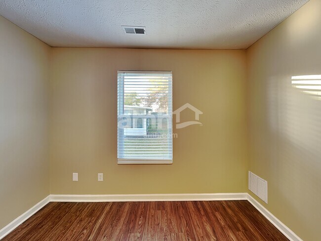 Building Photo - 3436 Trillium Ct