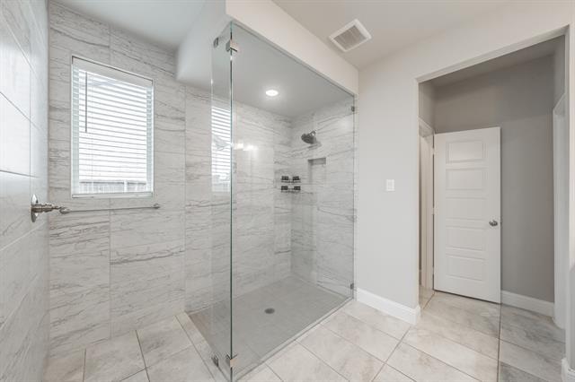 Building Photo - 8246 Cotton Patch Ln