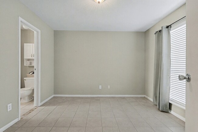 Building Photo - 3506 Cove View Blvd