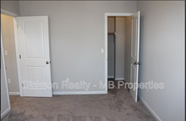 Building Photo - 770 Sarcinella Ct