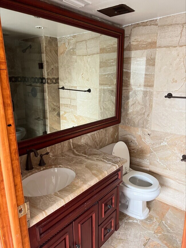 Building Photo - 12253 SW 16th Terrace