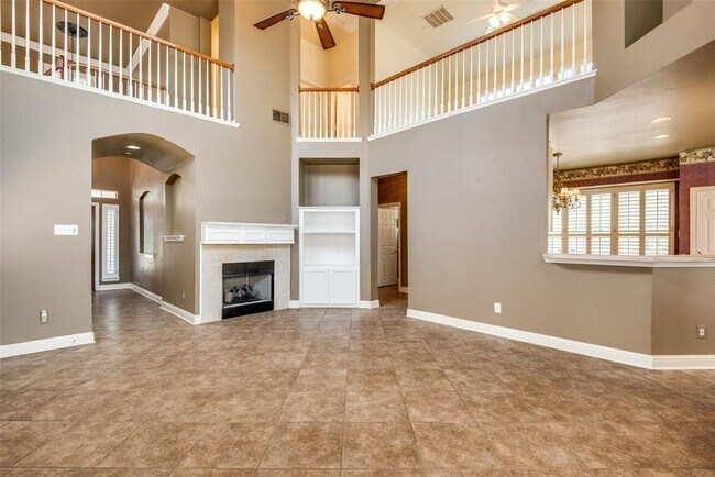 Building Photo - 452 Richmond St