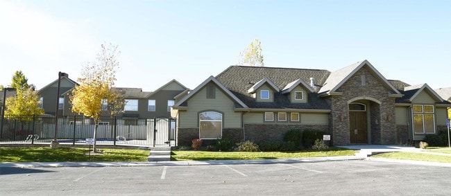 Building Photo - 13513 Mimosa Cir